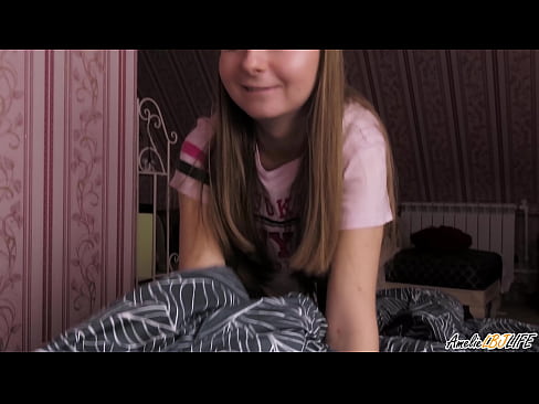 ❤️ Blonde Sucks her Best Friend Deeply και παίρνει σπέρμα στο στόμα της ❤❌ Απλά πορνό ️